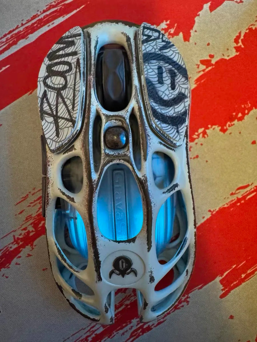 Gravity Planet Breaking the cocoon mouse e-sports game dedicated wireless hollow mechanical Bluetooth mouse