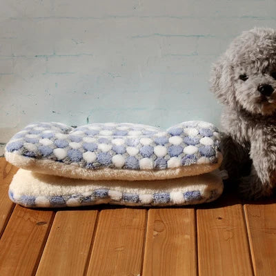 Flannel pet pad dog bed thickened sleeping pad dog blanket suitable for Chihuahua Labrador puppy kitten small large dog pet rug