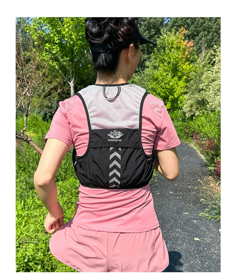 Lightweight Running Backpack Hydration Vest Suitable for Bicycle Men Women Marathon Hiking Ultra-light Portable 2L 500ml Kettles