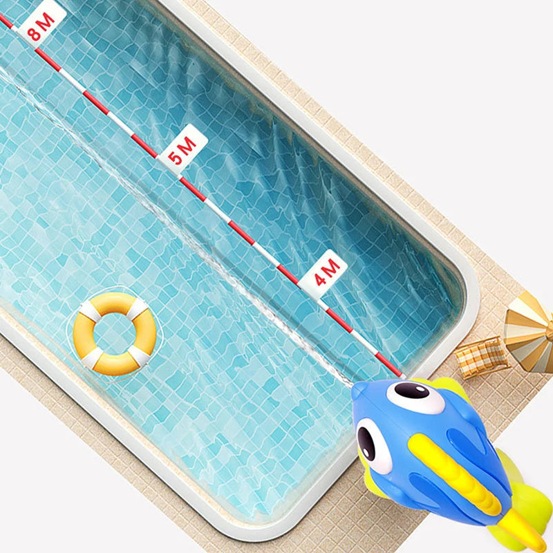 Portable Handheld Fish Spray Toy Summer Outdoor Beach Water Squirter Swimming Pool Fight Toy For Boy Girl Gift