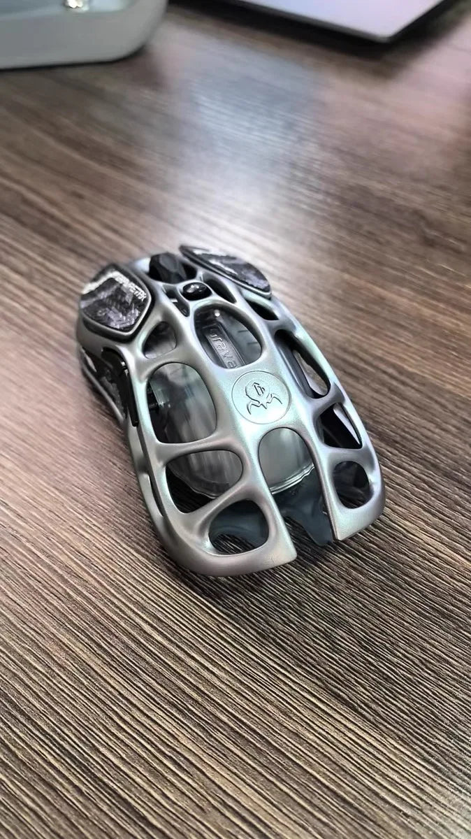 Gravity Planet Breaking the cocoon mouse e-sports game dedicated wireless hollow mechanical Bluetooth mouse