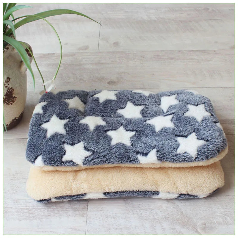 Flannel pet pad dog bed thickened sleeping pad dog blanket suitable for Chihuahua Labrador puppy kitten small large dog pet rug