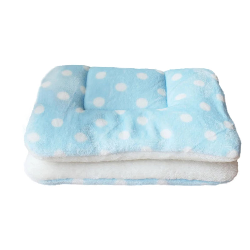 Flannel pet pad dog bed thickened sleeping pad dog blanket suitable for Chihuahua Labrador puppy kitten small large dog pet rug