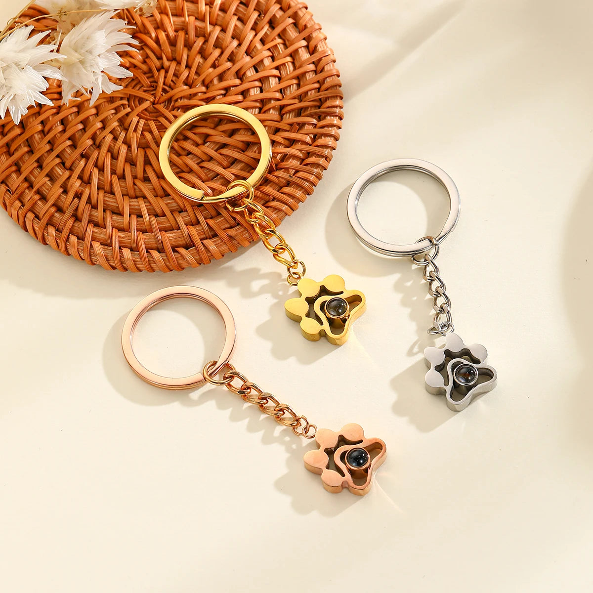 Custom Photo Projection Key Ring Dog Paw Pendant Personalized Keychain With Pet Picture Inside Stainless Steel Jewelry Gifts