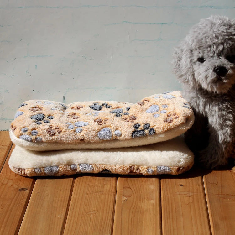 Flannel pet pad dog bed thickened sleeping pad dog blanket suitable for Chihuahua Labrador puppy kitten small large dog pet rug