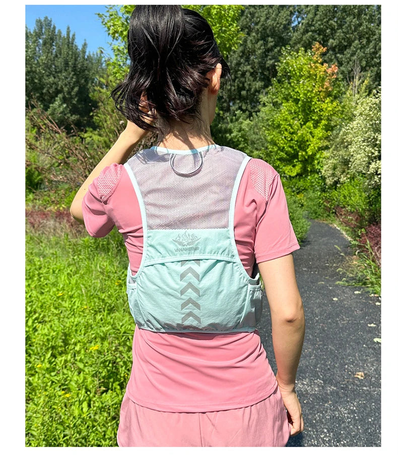 Lightweight Running Backpack Hydration Vest Suitable for Bicycle Men Women Marathon Hiking Ultra-light Portable 2L 500ml Kettles